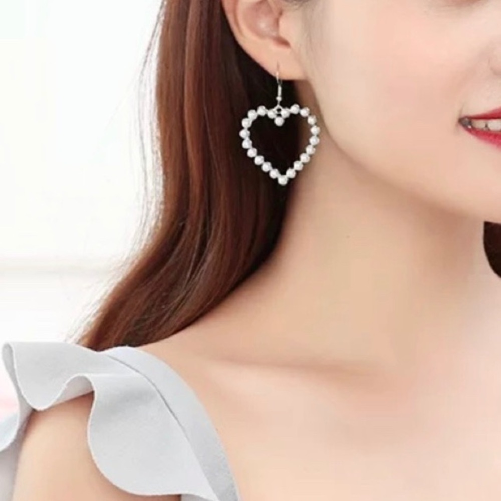 925 Sterling Silver Pearl Heart Drop Earrings - Picture 5 of 10